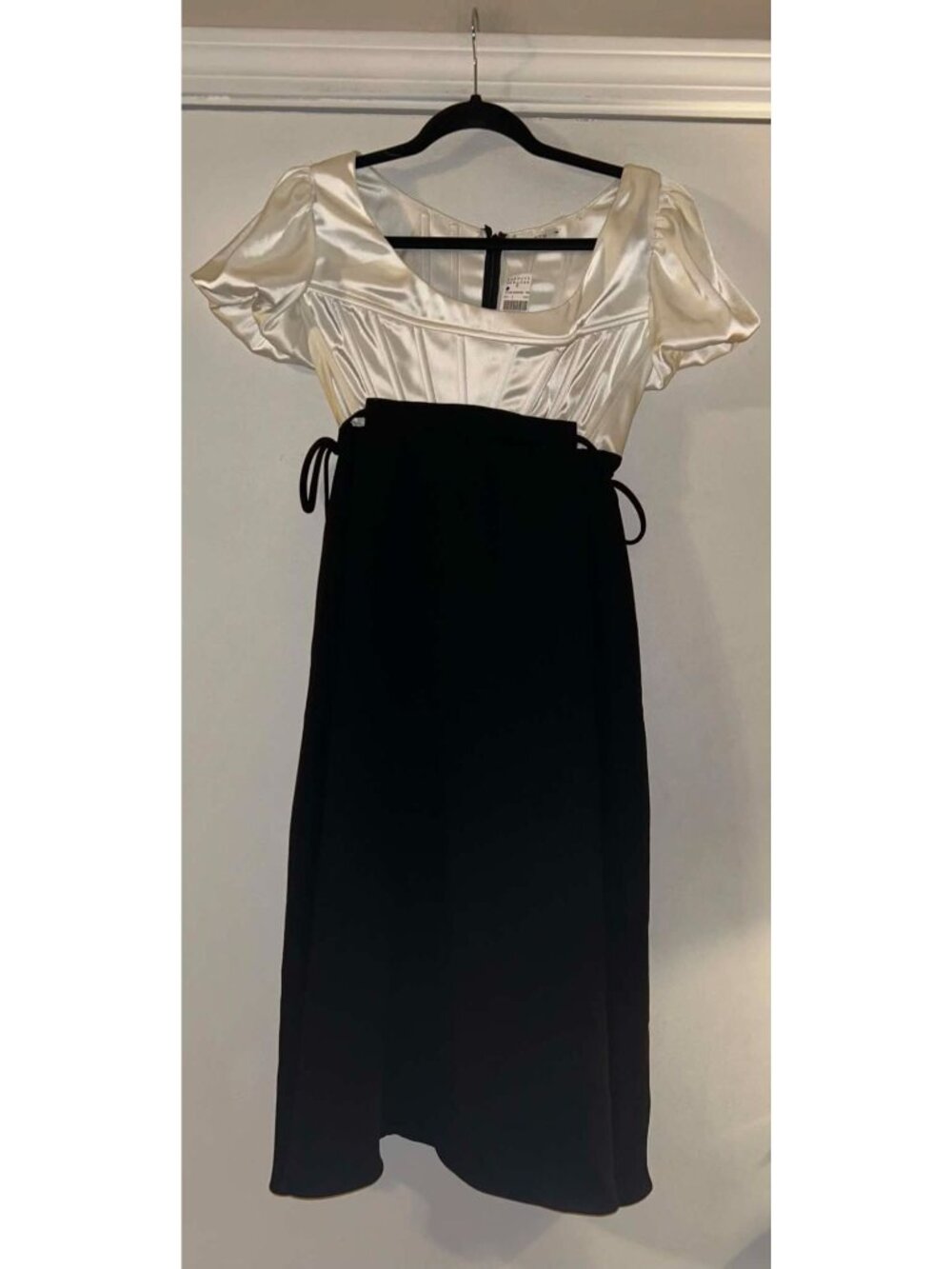 NWT $995 Hiraeth Camille Dress Black White Size 4 - Picture 3 of 7